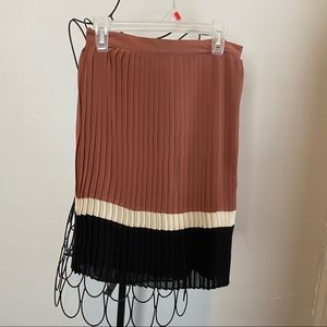 like new forever21 skirt | xs